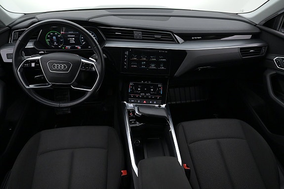 Audi e-tron 6 of 27