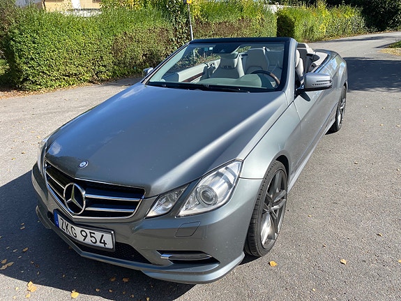 Mercedes-Benz E550 8 of 10