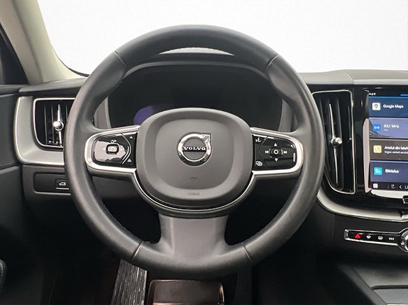 Volvo XC60 15 of 30
