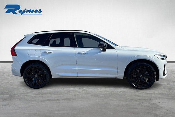 Volvo XC60 23 of 25