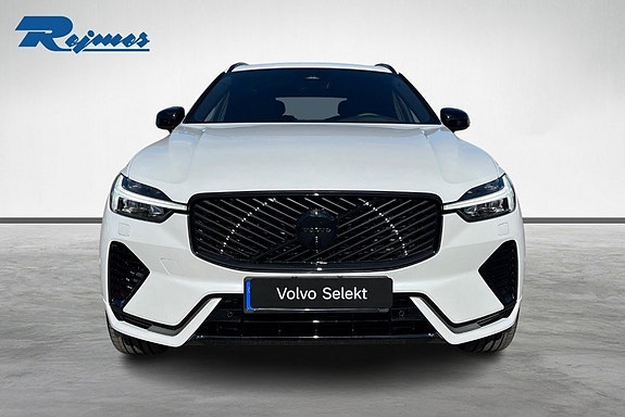 Volvo XC60 5 of 25