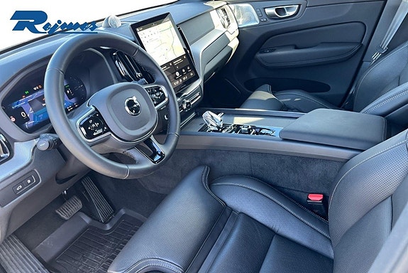 Volvo XC60 7 of 25