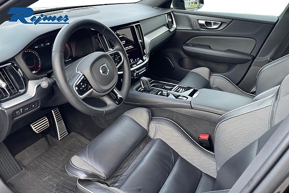 Volvo V60 15 of 23
