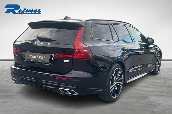 Volvo V60 5 of 23