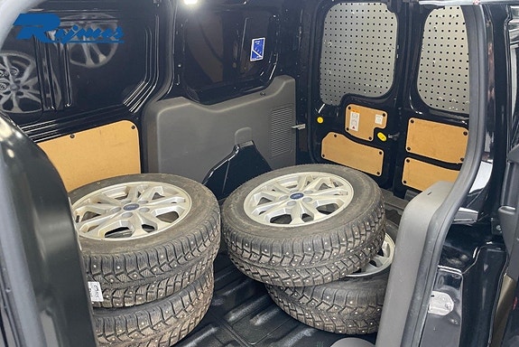 Ford Transit Connect 19 of 21