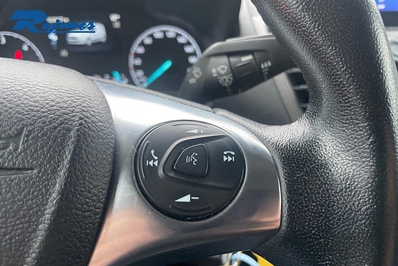 Ford Transit Connect 16 of 21