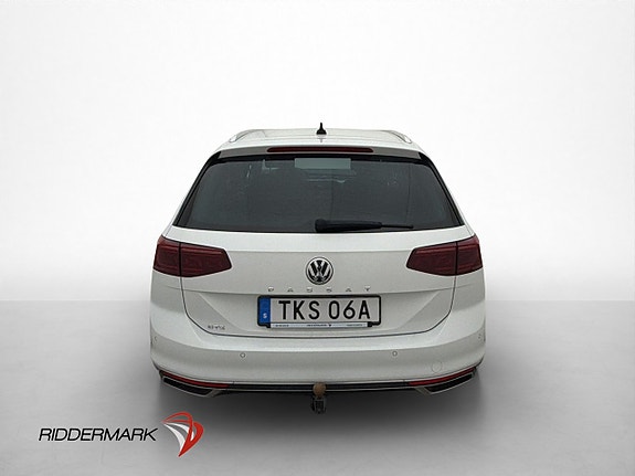 Volkswagen Passat 6 of 30