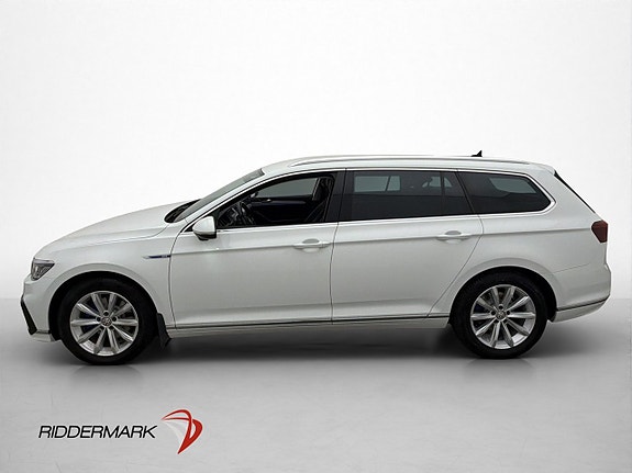 Volkswagen Passat 4 of 30