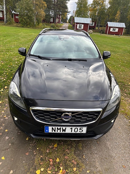 Volvo V40 Cross Country 7 of 12