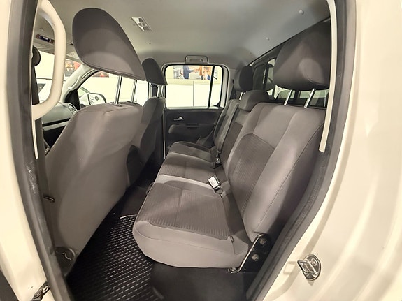 Volkswagen Amarok 12 of 18