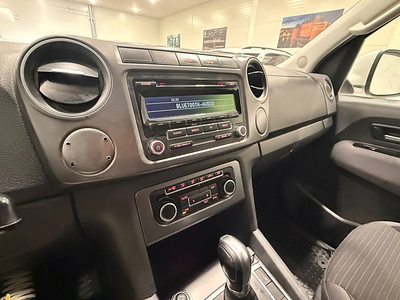 Volkswagen Amarok 9 of 18