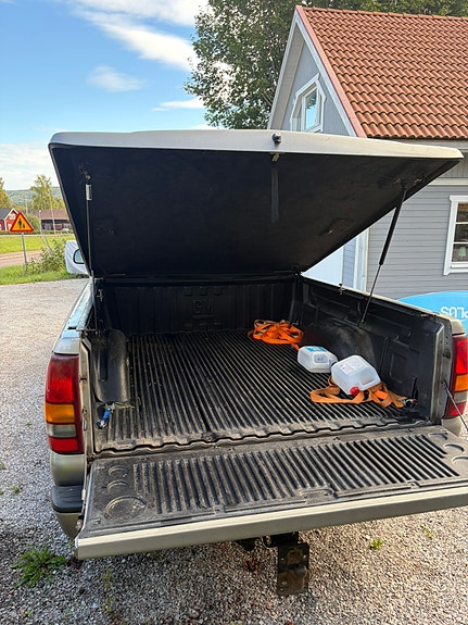 GMC Sierra 1500 8 of 13