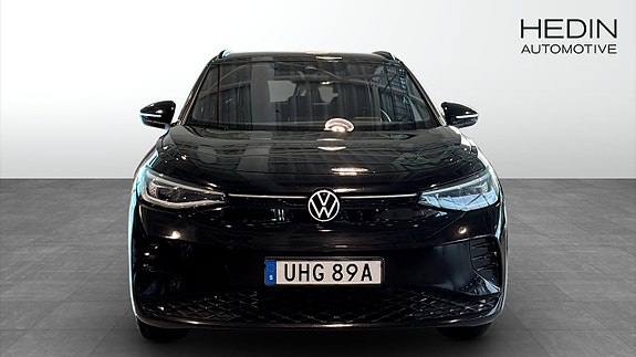Volkswagen ID.4 GTX 8 of 9