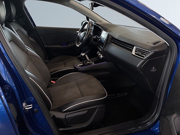 Renault Clio 10 of 19