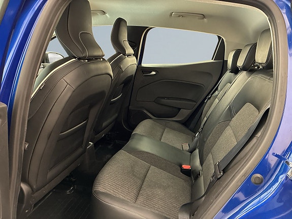 Renault Clio 13 of 19