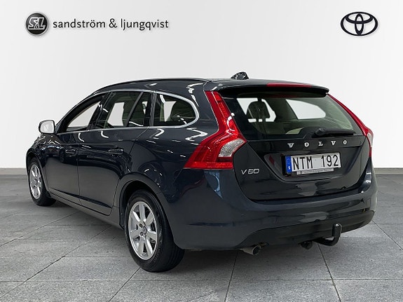Volvo V60 4 of 10
