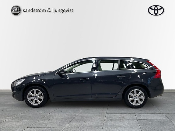Volvo V60 3 of 10