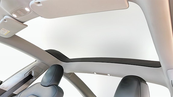 Tesla Model 3 17 of 18