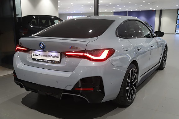 BMW i4 8 of 15