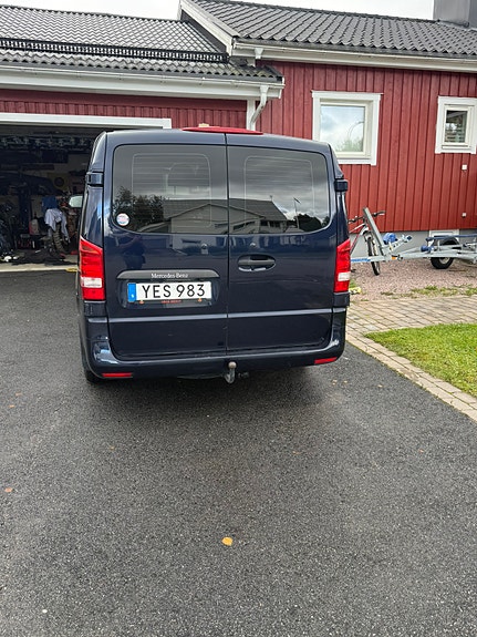 Mercedes-Benz Vito 119 3 of 9