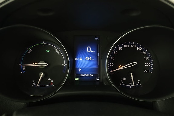 Toyota C-HR 20 of 30