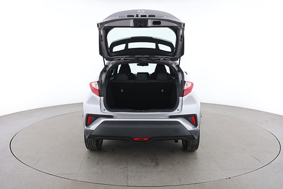Toyota C-HR 17 of 30