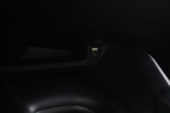 Toyota C-HR 26 of 30