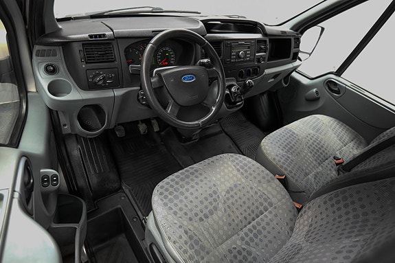Ford Transit 8 of 21