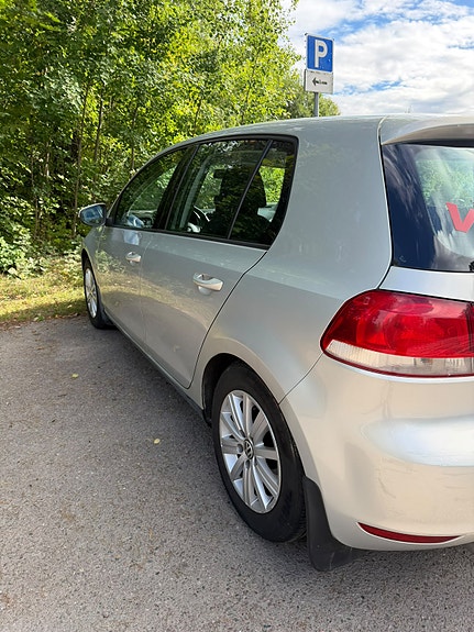 Volkswagen Golf VI 6 of 8