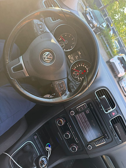 Volkswagen Golf VI 8 of 8