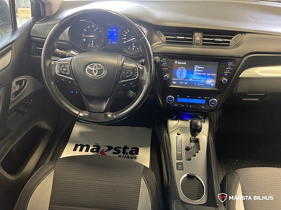 Toyota Avensis 14 of 18