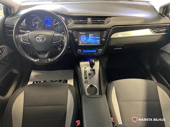 Toyota Avensis 13 of 18