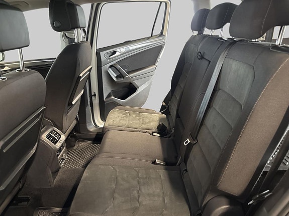 Volkswagen Tiguan Allspace 10 of 19