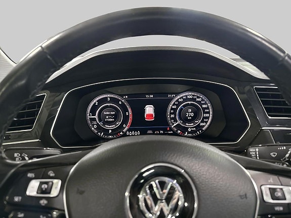 Volkswagen Tiguan Allspace 14 of 19