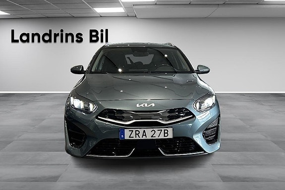 Kia Ceed 2 of 14