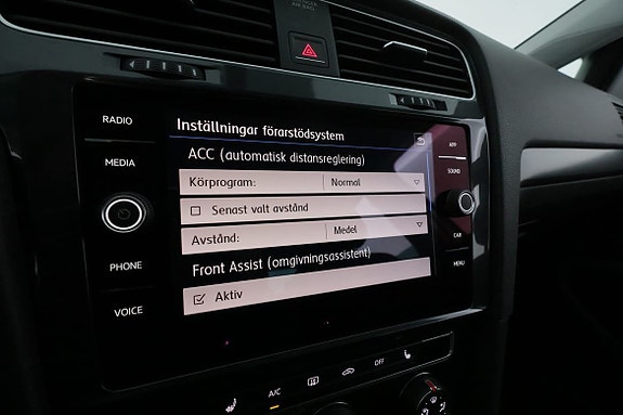 Volkswagen Golf I 27 of 30
