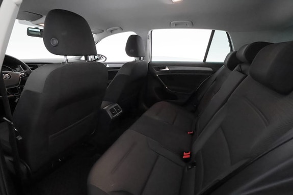 Volkswagen Golf I 19 of 30