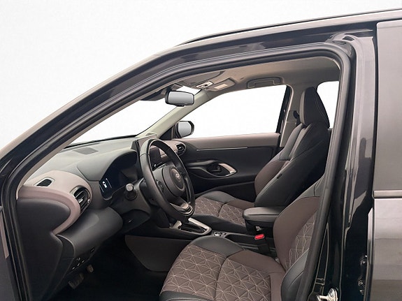 Toyota Yaris Cross 10 of 29