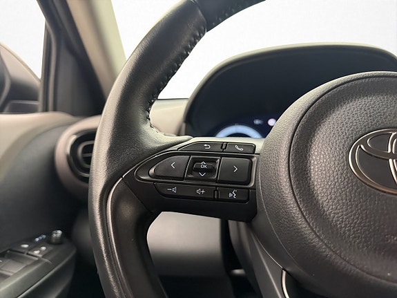 Toyota Yaris Cross 12 of 29