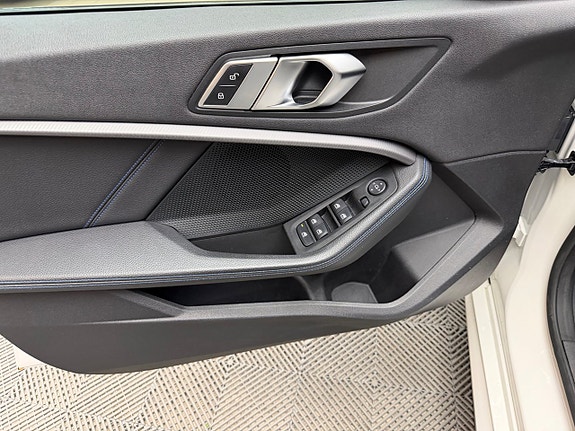BMW 220d 7 of 11
