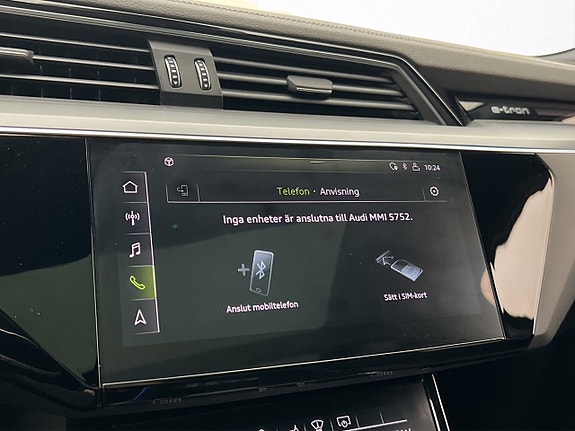 Audi e-tron 26 of 30