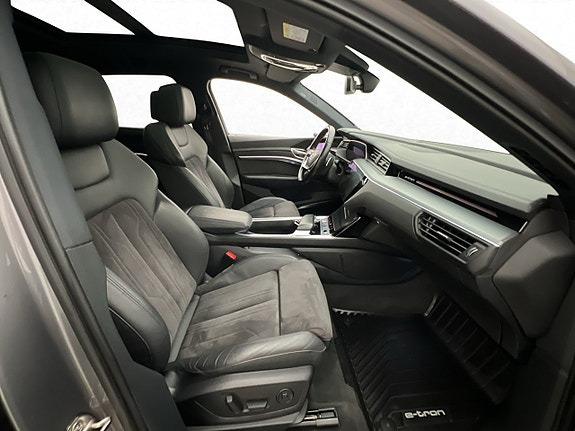 Audi e-tron 30 of 30