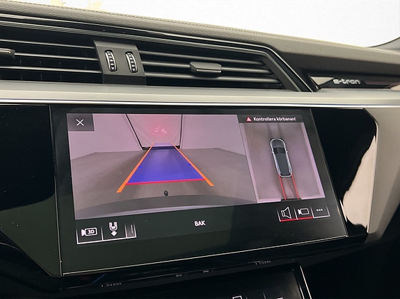 Audi e-tron 24 of 30