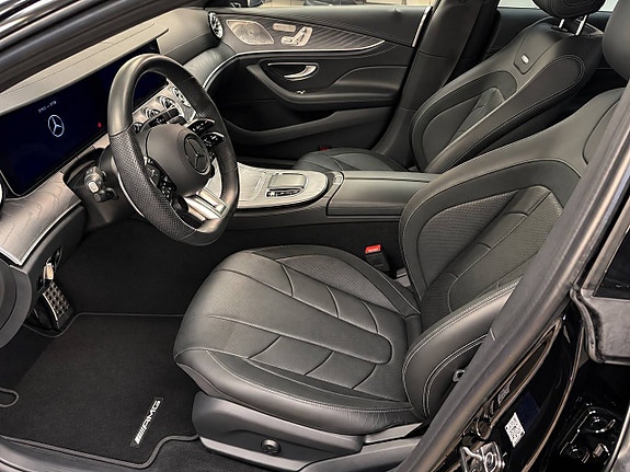Mercedes-Benz CLS53 7 of 15