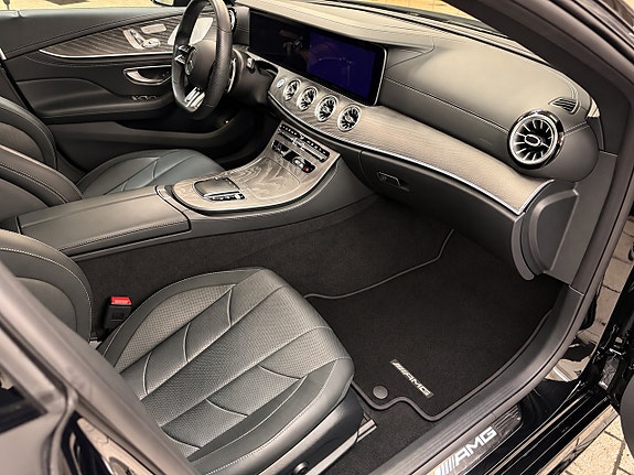 Mercedes-Benz CLS53 12 of 15