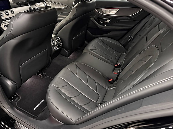 Mercedes-Benz CLS53 13 of 15