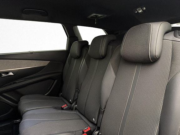 Peugeot 5008 24 of 30