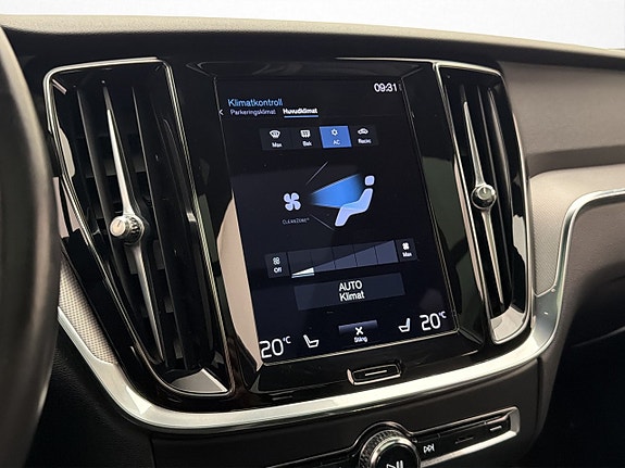 Volvo V60 23 of 30