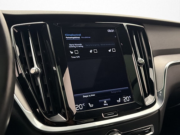 Volvo V60 24 of 30
