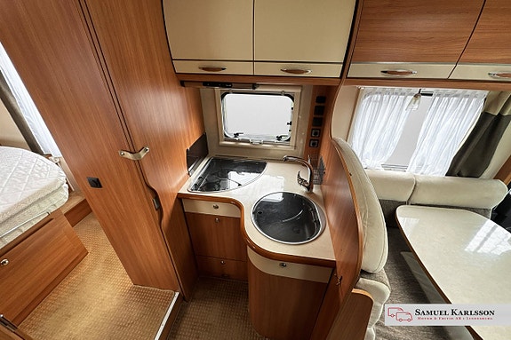Rapido 891F S8 | EP Stödben | Taksäng | Solcell | 2.3L 148HK Manuell 16 of 27